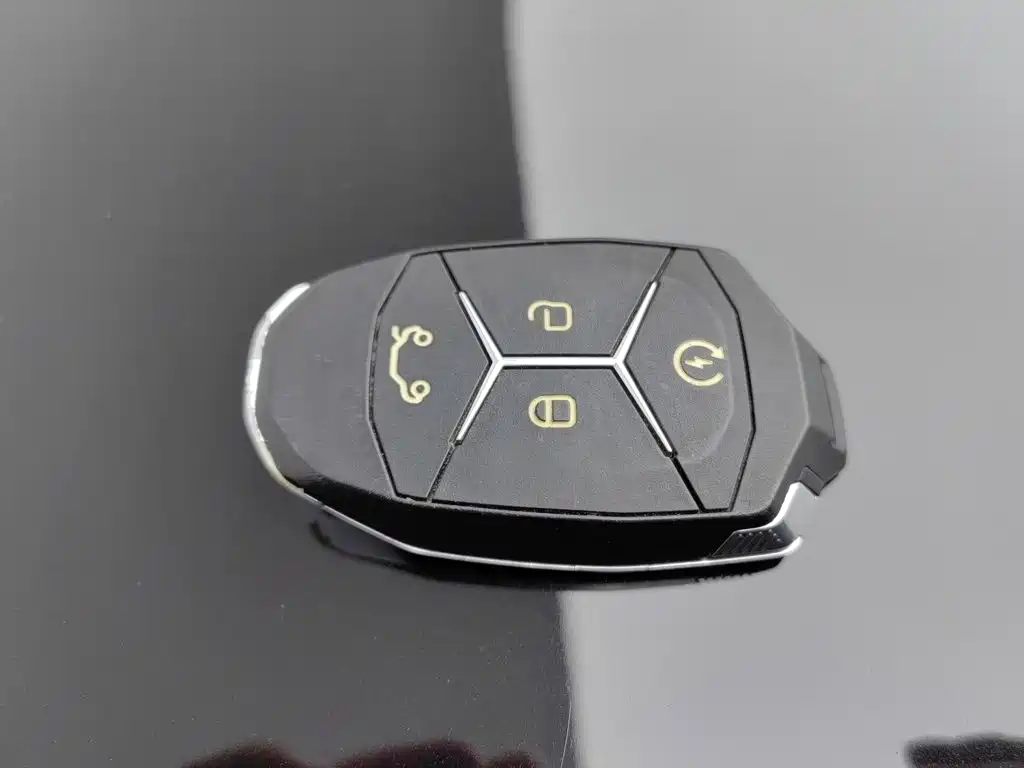 Lynk & Co 01 — миниатюра 19