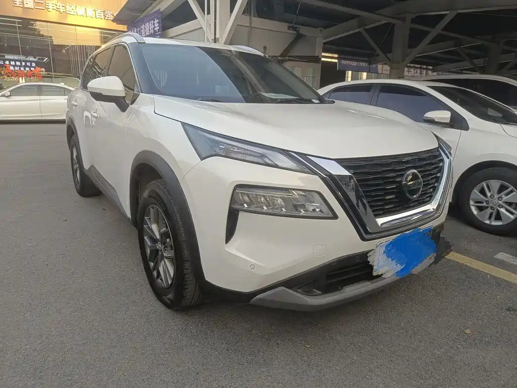 NISSAN QIJUN