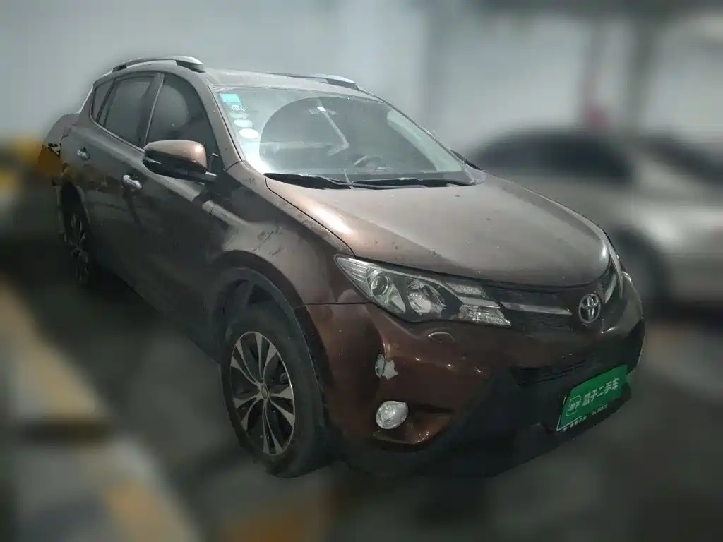 Toyota RAV4 — миниатюра 3