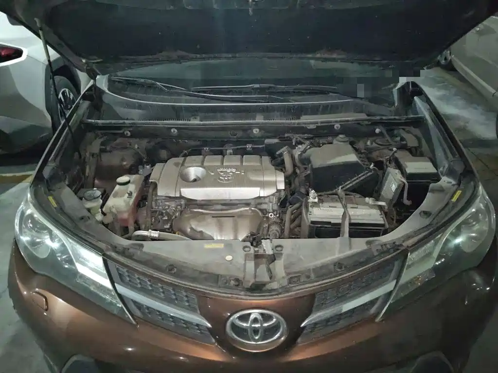 Toyota RAV4 — миниатюра 21