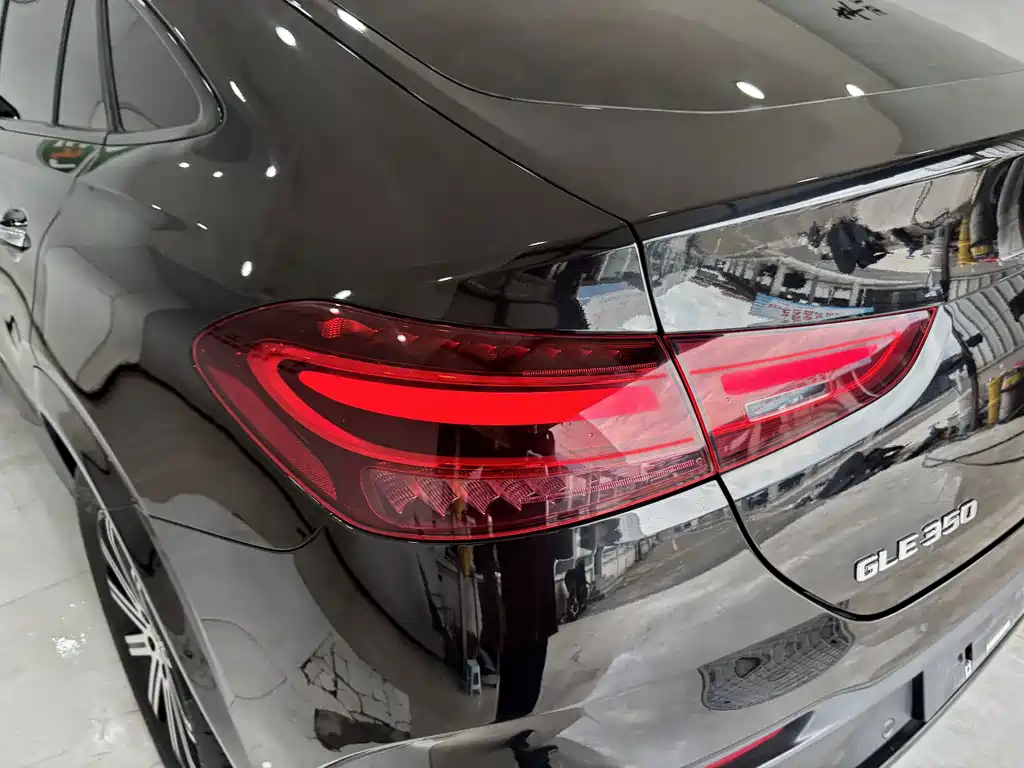 Mercedes-Benz GLE Coupe — миниатюра 10