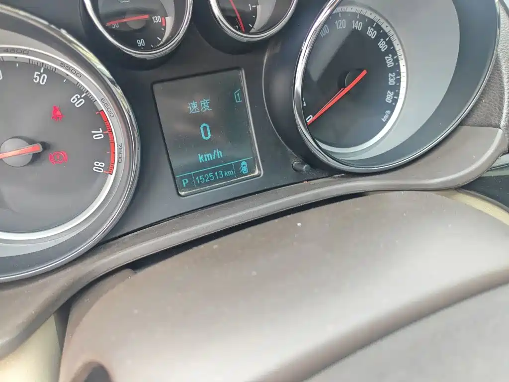 Buick Regal — миниатюра 5