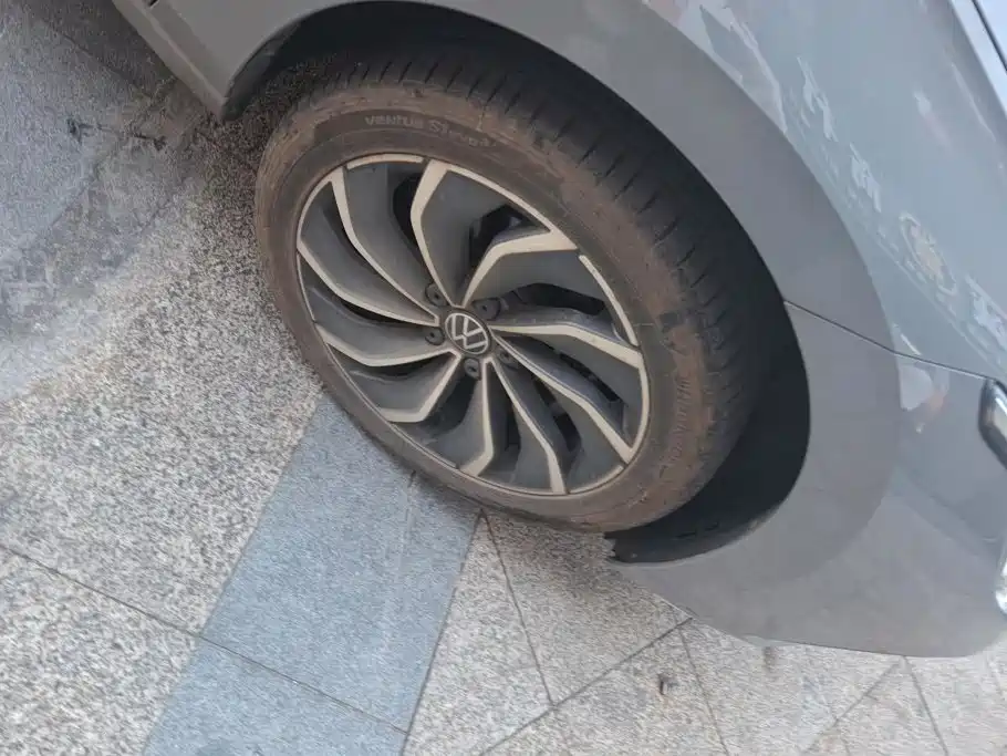Volkswagen Golf — миниатюра 5