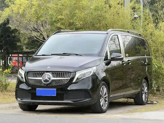 MERCEDES-BENZ V CLASS
