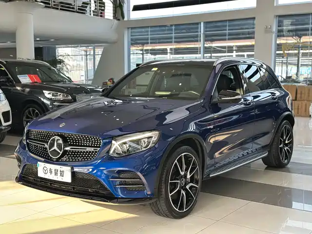 MERCEDES-BENZ GLC AMG