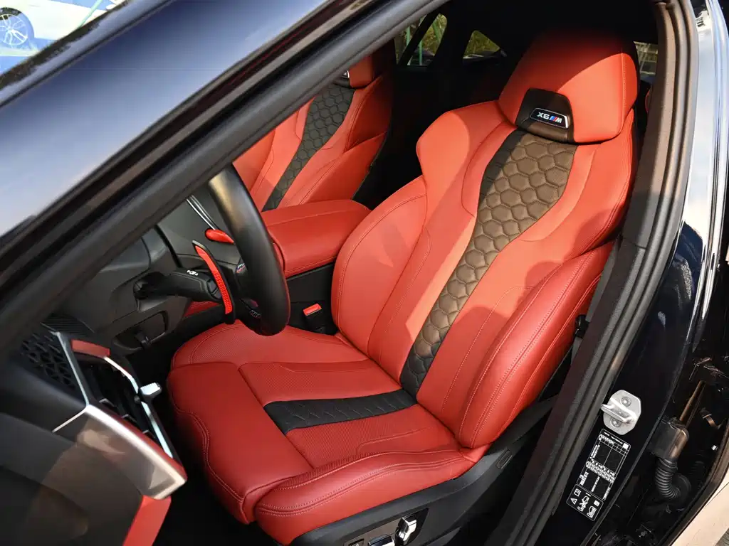 BMW X6 M — миниатюра 12