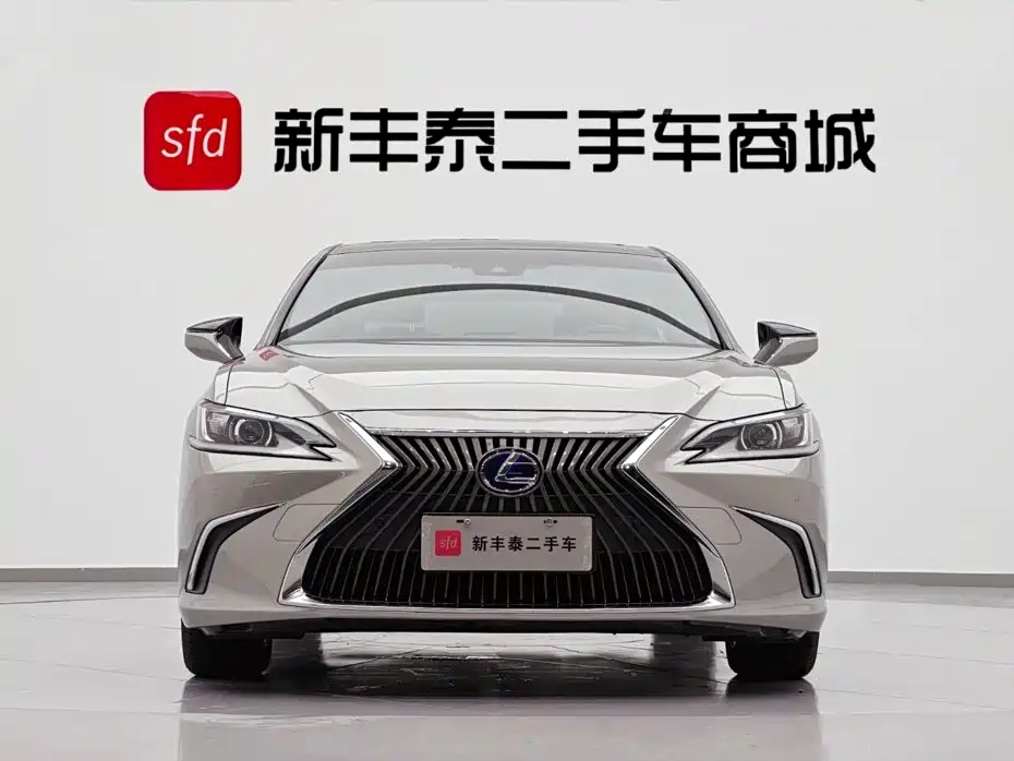 Lexus ES — миниатюра 2