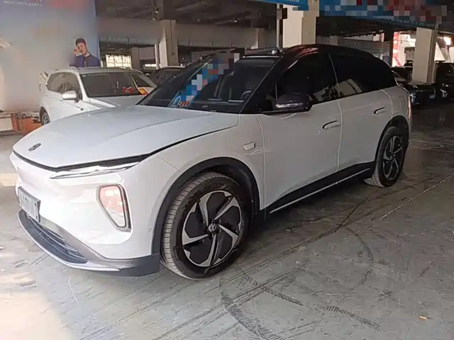 2023 Nio ES6
