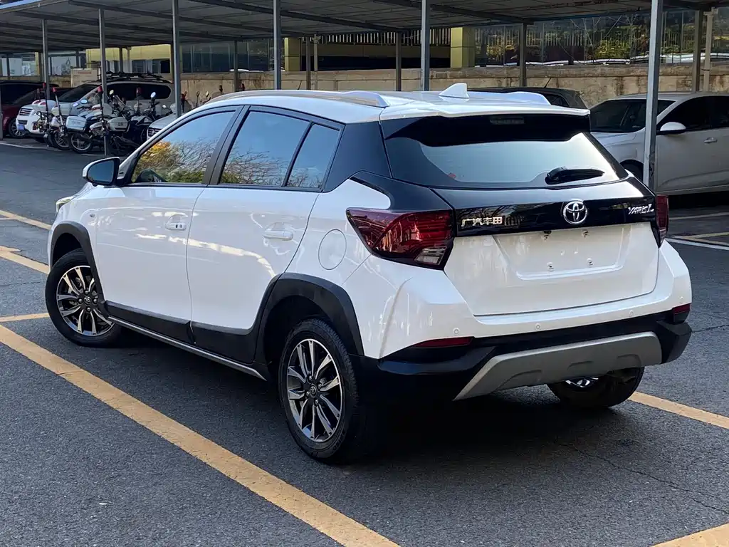 TOYOTA YARIS L ZHIXUAN