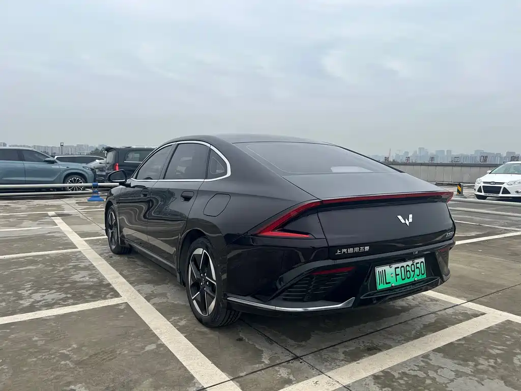 WULING AUTOMOBILE WULING STARLIGHT