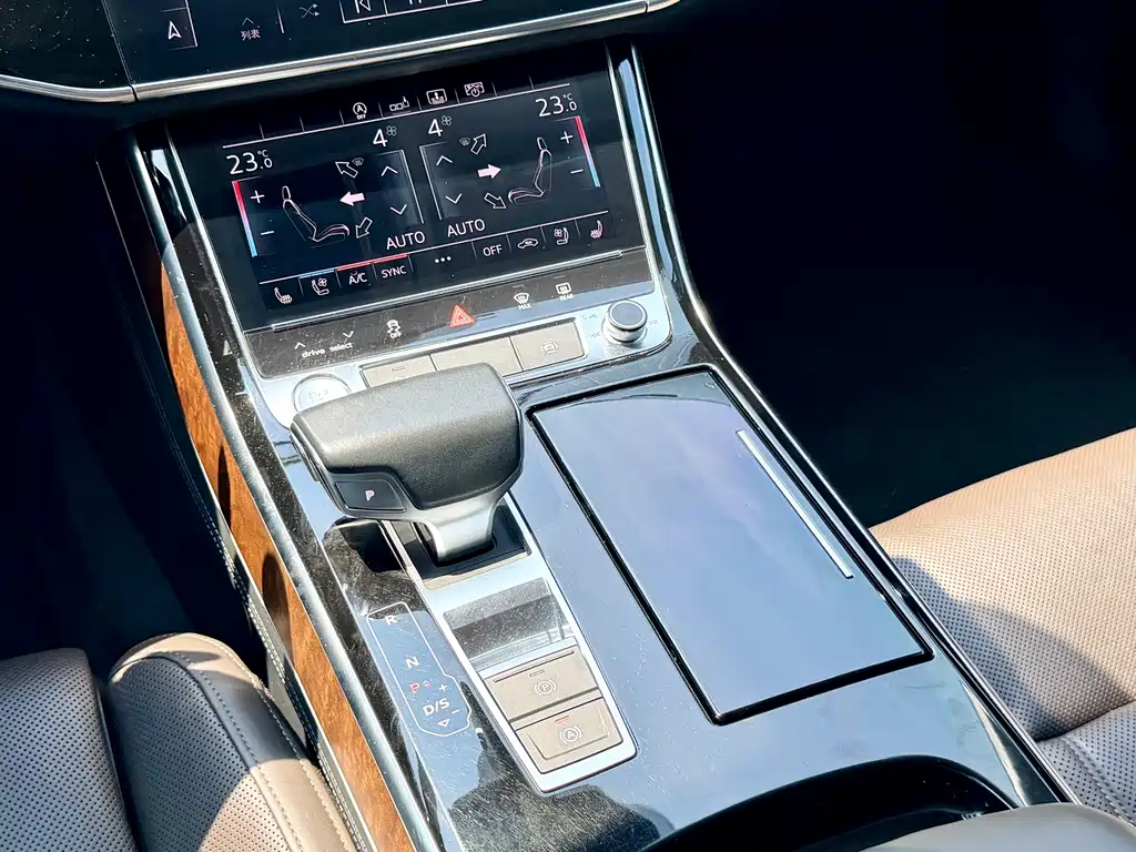 Audi A8 — фотографии объявления, Фото 15