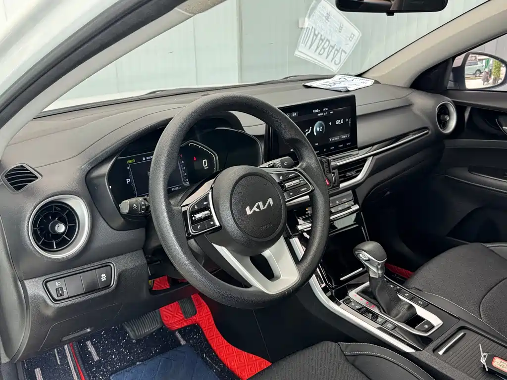 Kia K3 — миниатюра 17