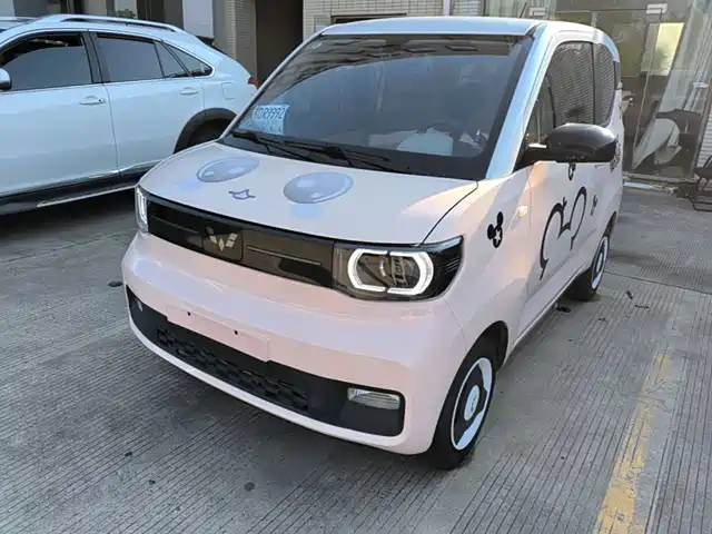 2022 Wuling Motors Hongguang Mini EV