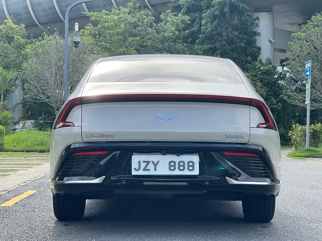 Wuling Xingguang — миниатюра 6