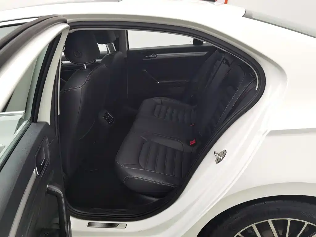 Volkswagen Lamando — миниатюра 15