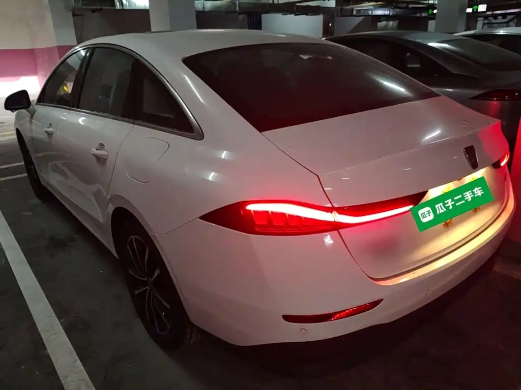 Roewe D7 2025 DMH 125km Champion