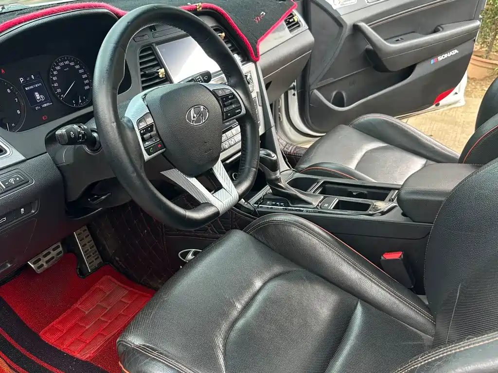 Hyundai Sonata — миниатюра 8