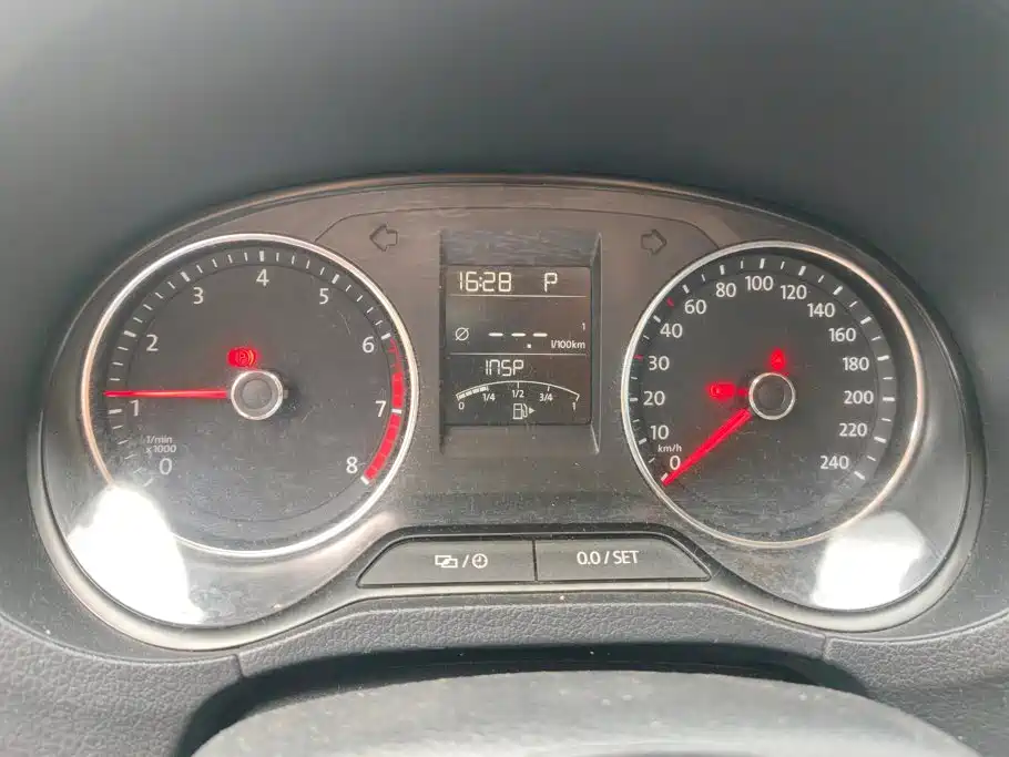 Volkswagen Polo — миниатюра 14