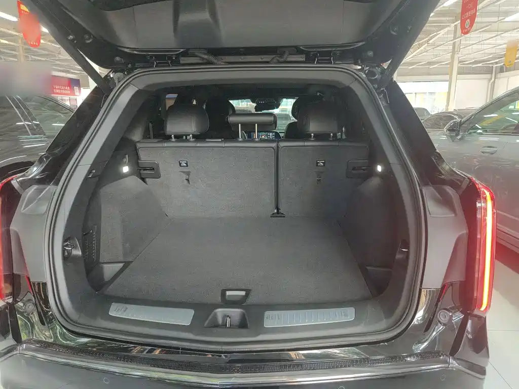 Cadillac XT5 2025 2.0T Luxury