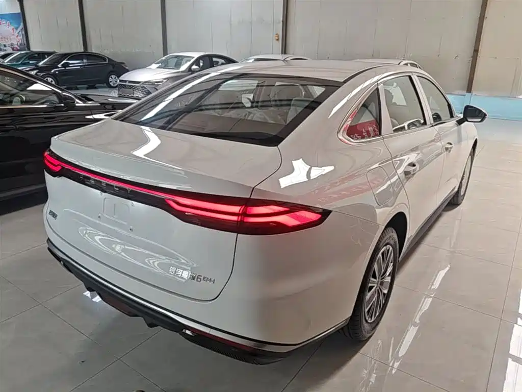 Geely Galaxy Galaxy 6 6 2026 60km