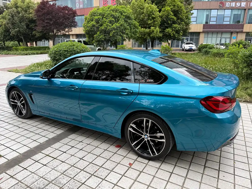 BMW 4 Series - фото 12