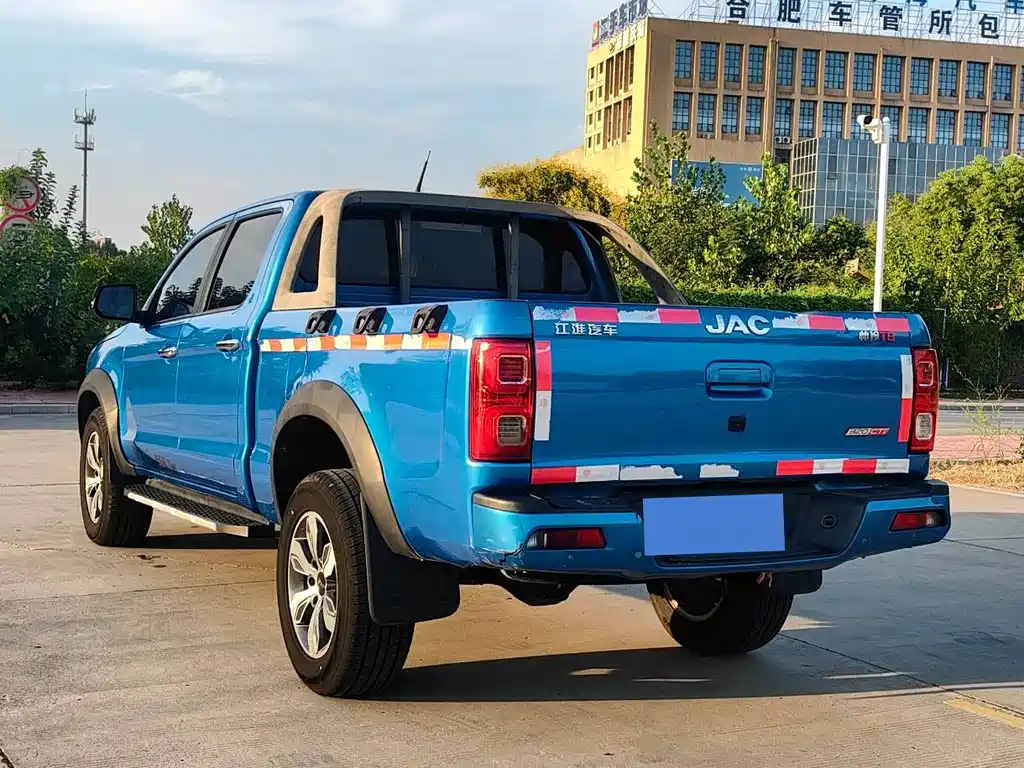 JAC JAC T8 — миниатюра 6
