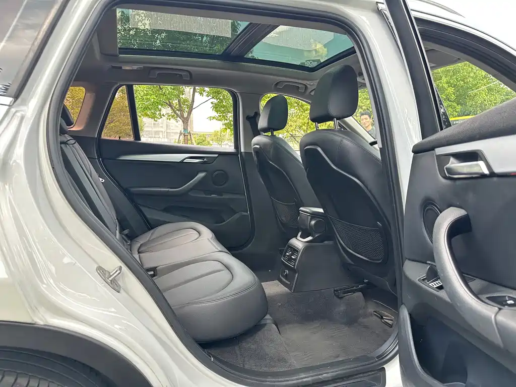 BMW X1 — миниатюра 21