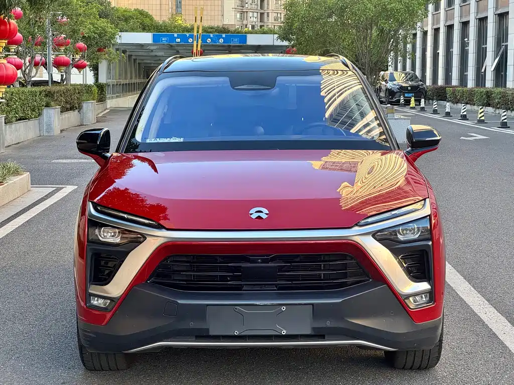 NIO ES8 — миниатюра 3