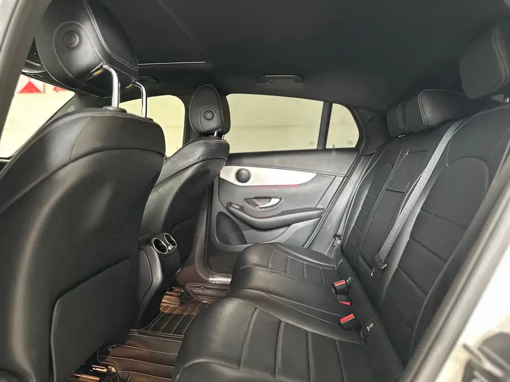 Mercedes-Benz GLC 2020 GLC 260 4MATIC SUV