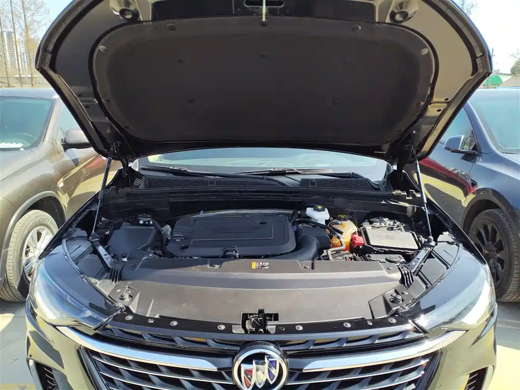 Buick Envision Plus Plus 2022 Plus 652T мест Luxury