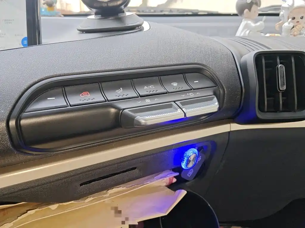 Baojun KiWi EV — миниатюра 14