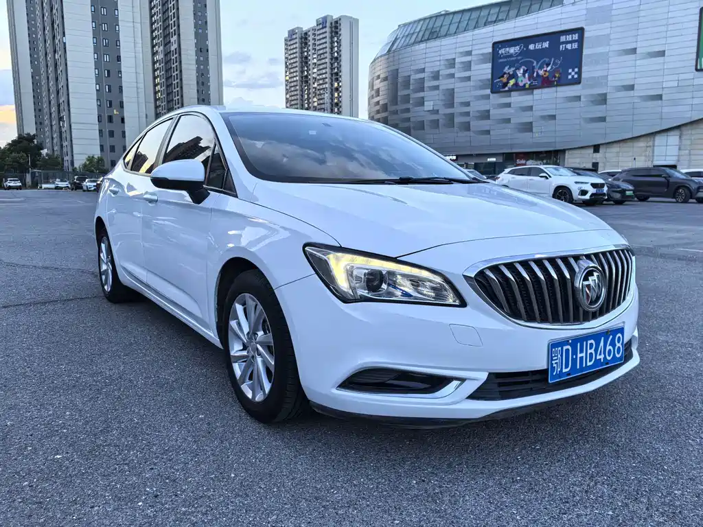 Buick Verano — миниатюра 7