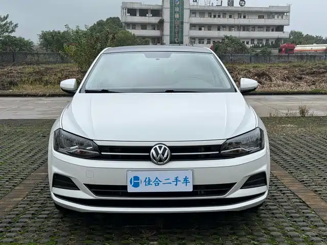 VOLKSWAGEN POLO 2020