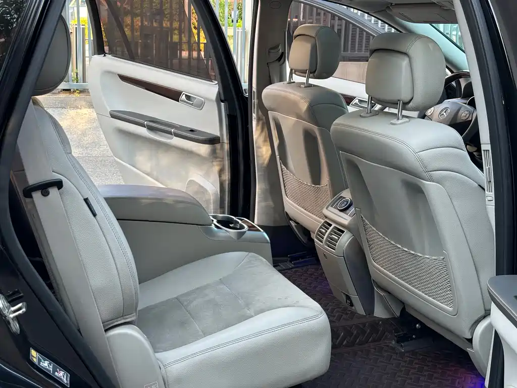 Mercedes-Benz R 2015 R 320 4MATIC Luxury