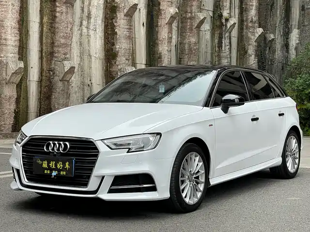 AUDI A3 2017