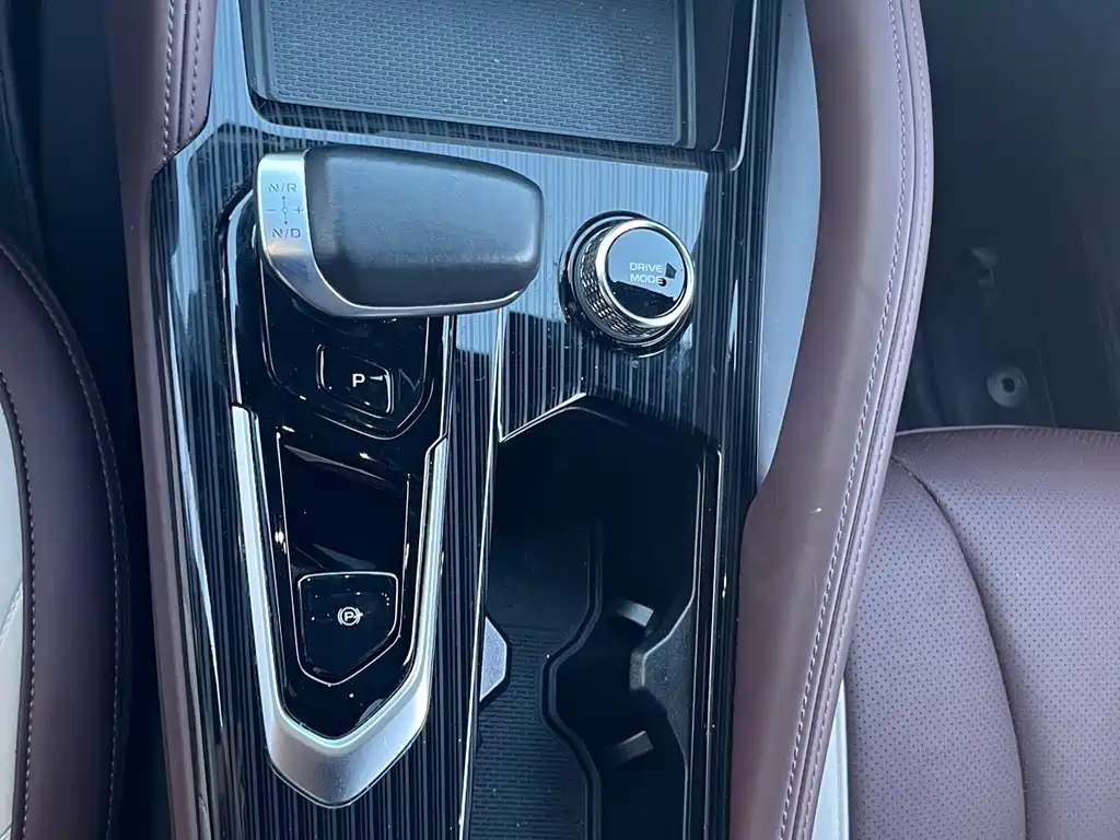 GEELY AUTOMOBILE XINGYUE L