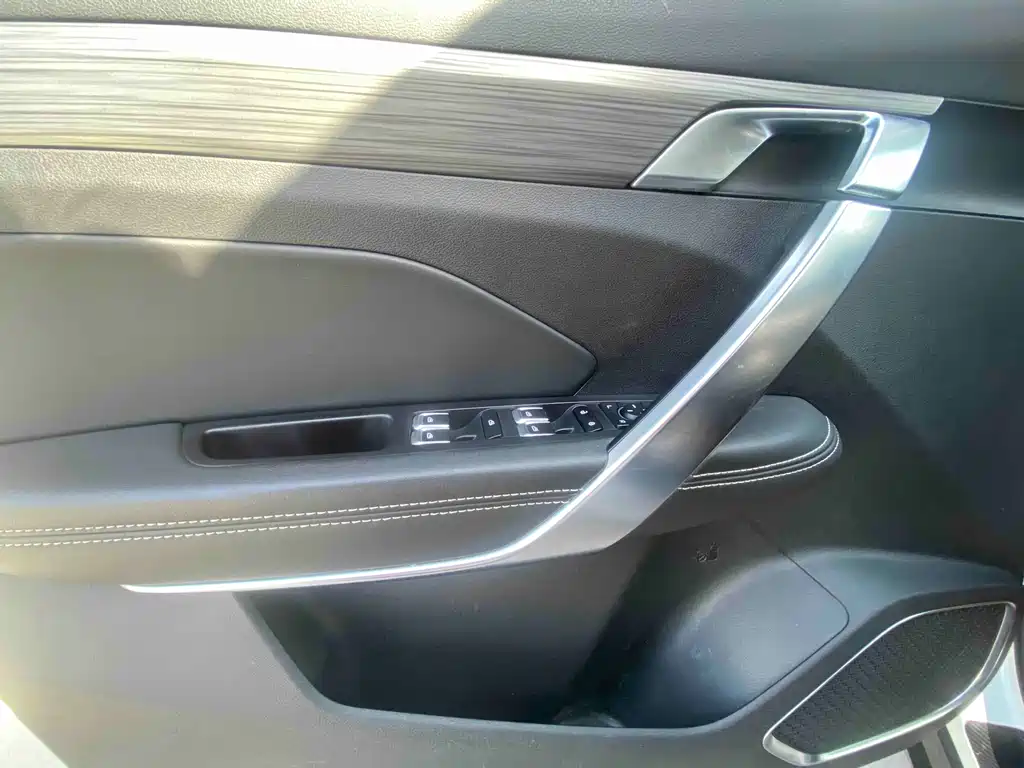 GEELY AUTOMOBILE BOYUE