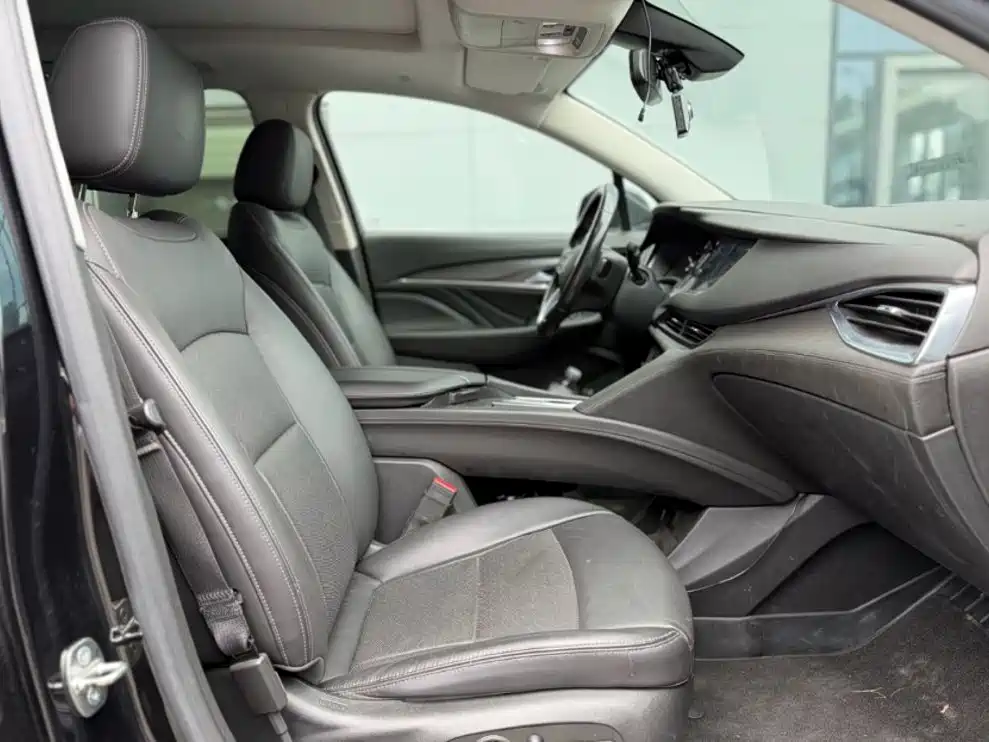 Buick Enclave — миниатюра 8