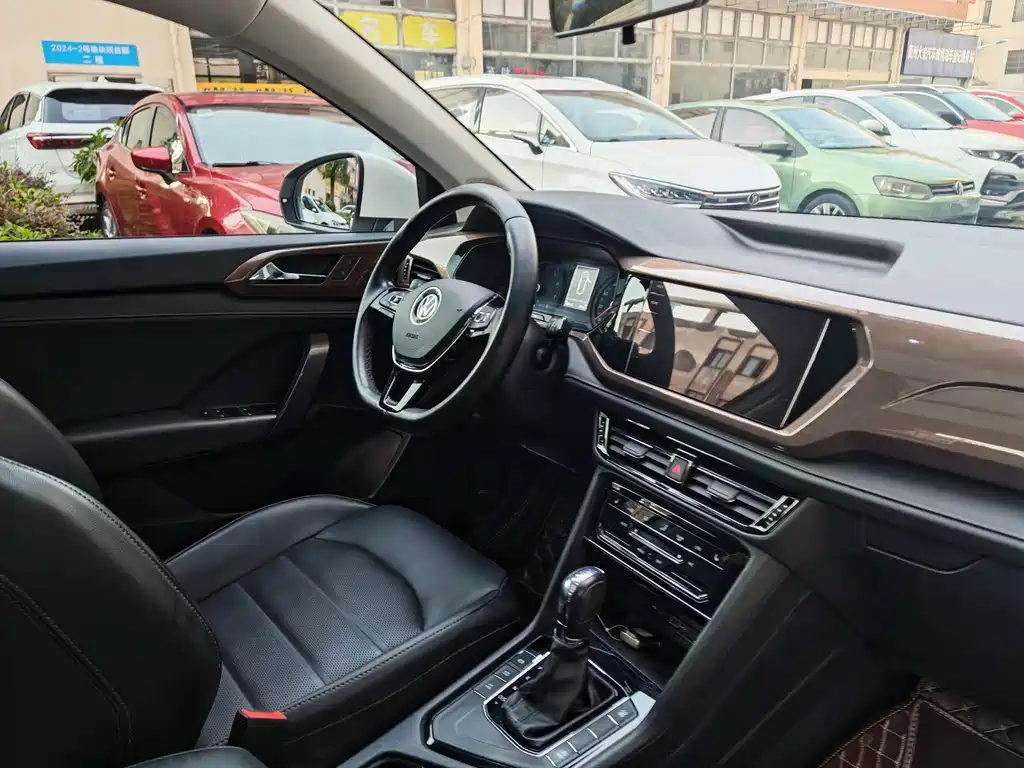 Volkswagen Tharu — миниатюра 17