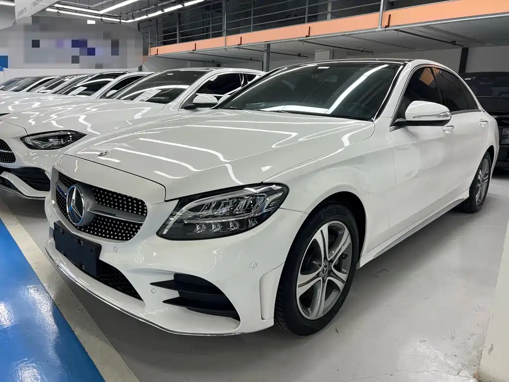 Mercedes-Benz C-Class 2020