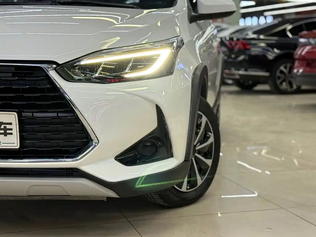 TOYOTA YARIS L ZHIXUAN