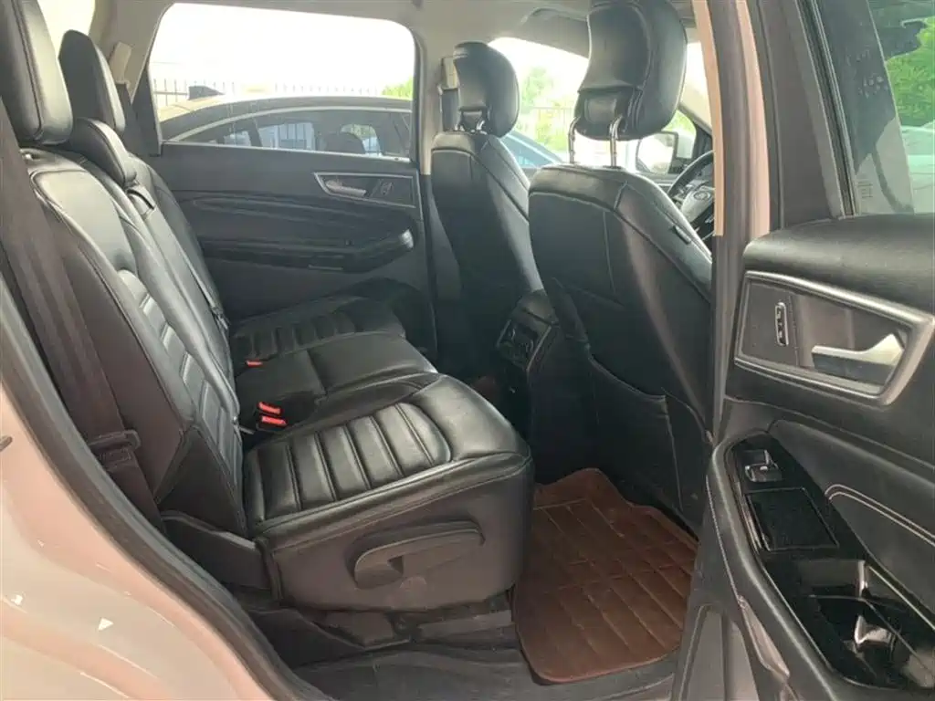 Ford Edge 2015 2.0T GTDi