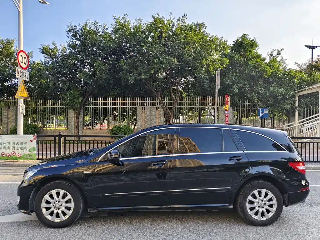 MERCEDES-BENZ R CLASS