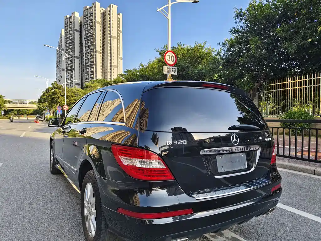 MERCEDES-BENZ R CLASS