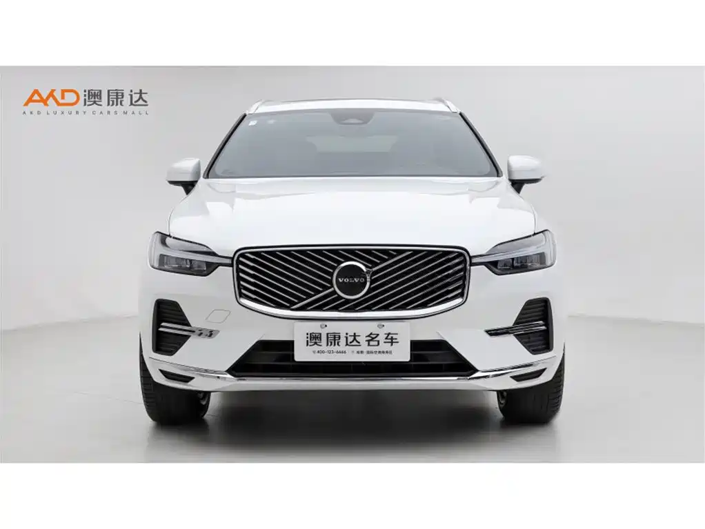 Volvo XC60 2026 B5 Luxury
