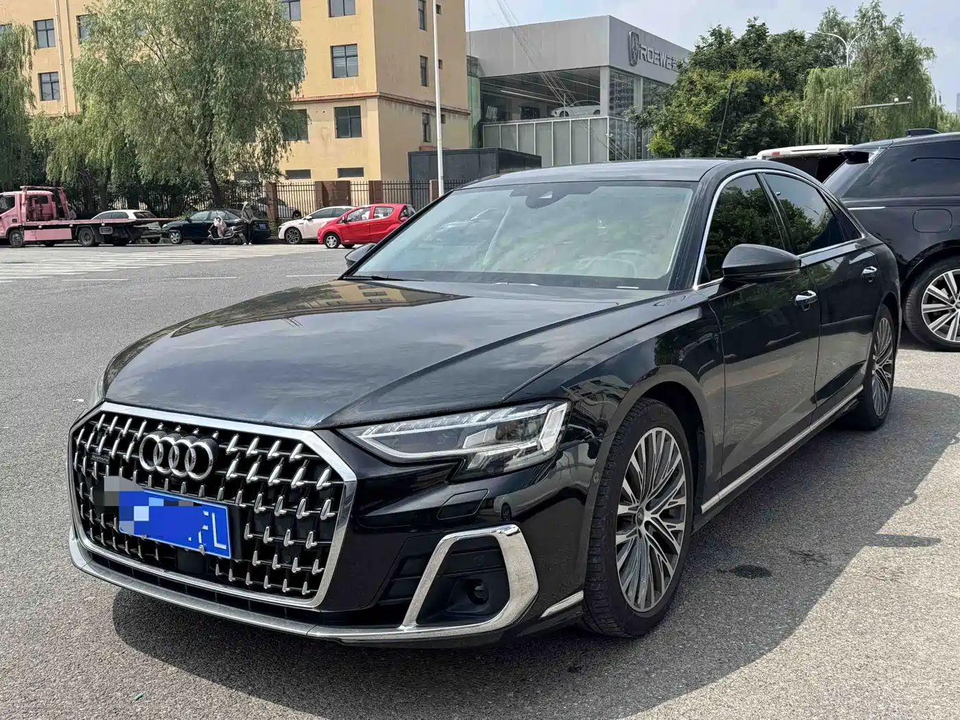 奥迪A8 2024款 A8L 50 TFSI quattro 臻选型 2025