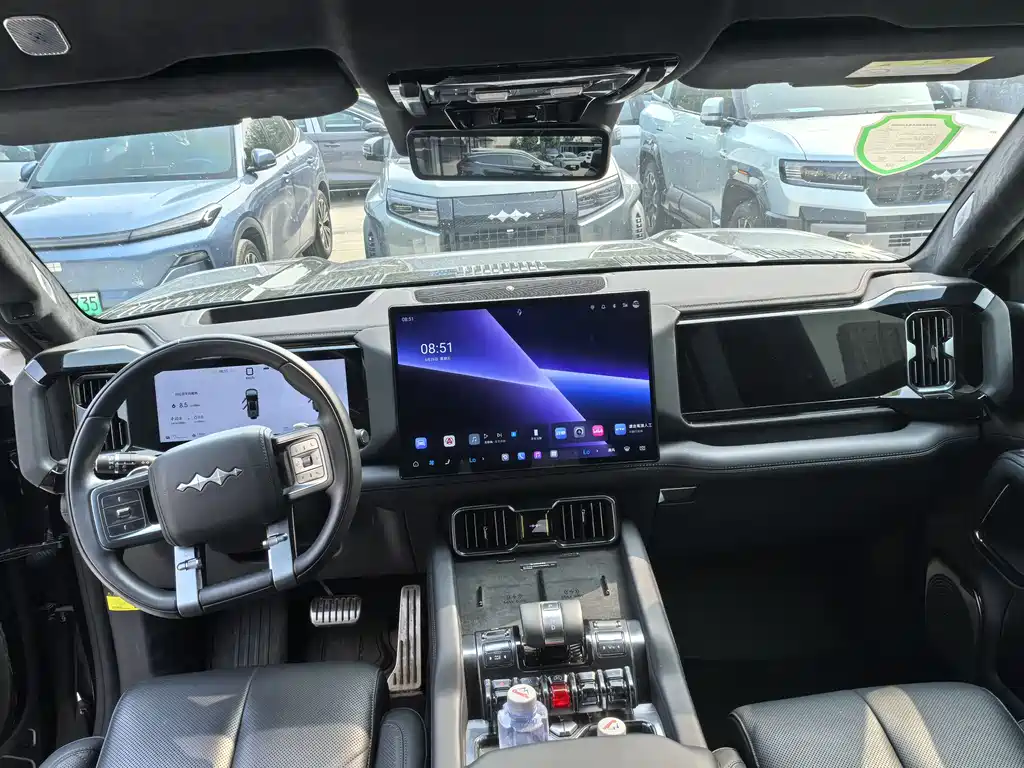 Fangchengbao Leopard 8 8 2025 Flagship 7 мест