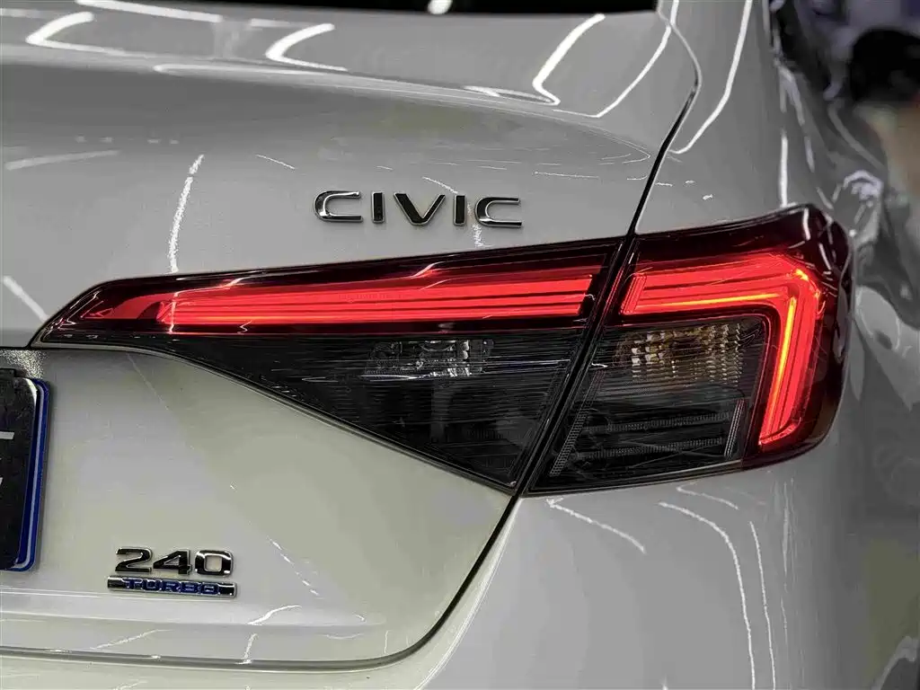 Honda Civic — миниатюра 14