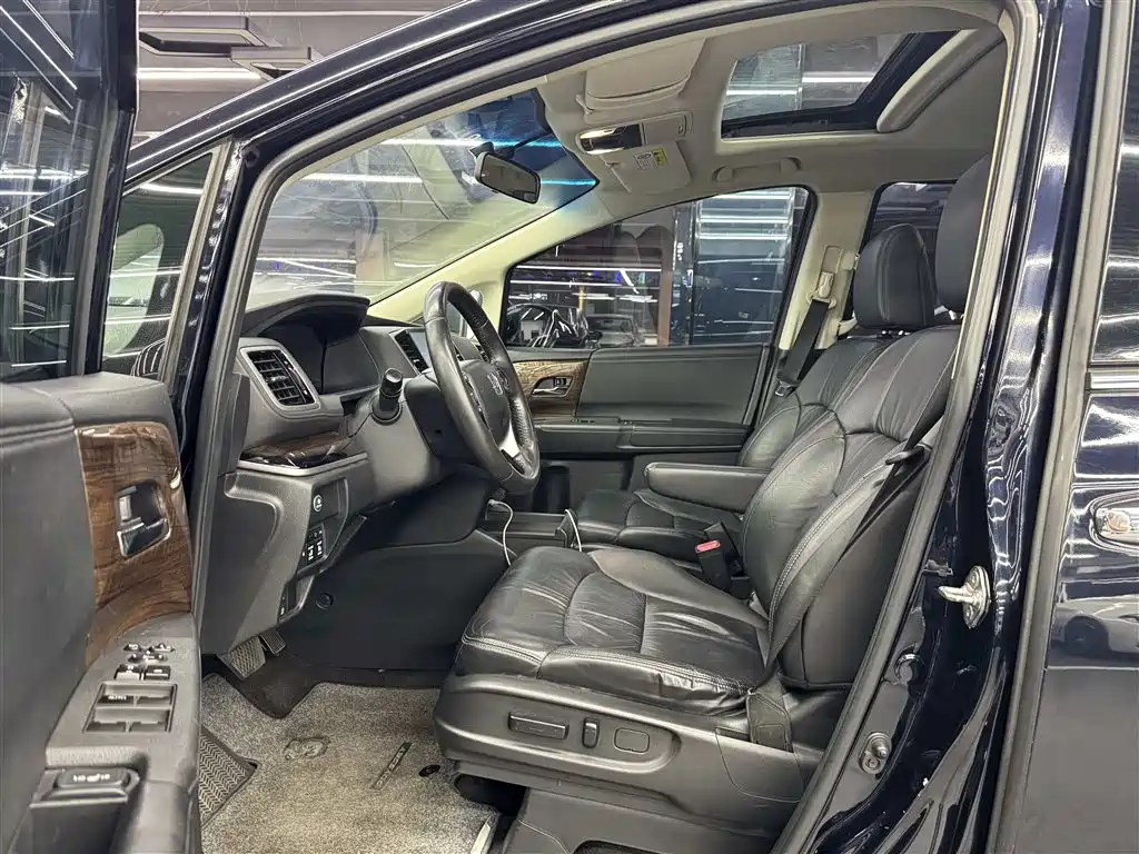 Honda Odyssey — миниатюра 6