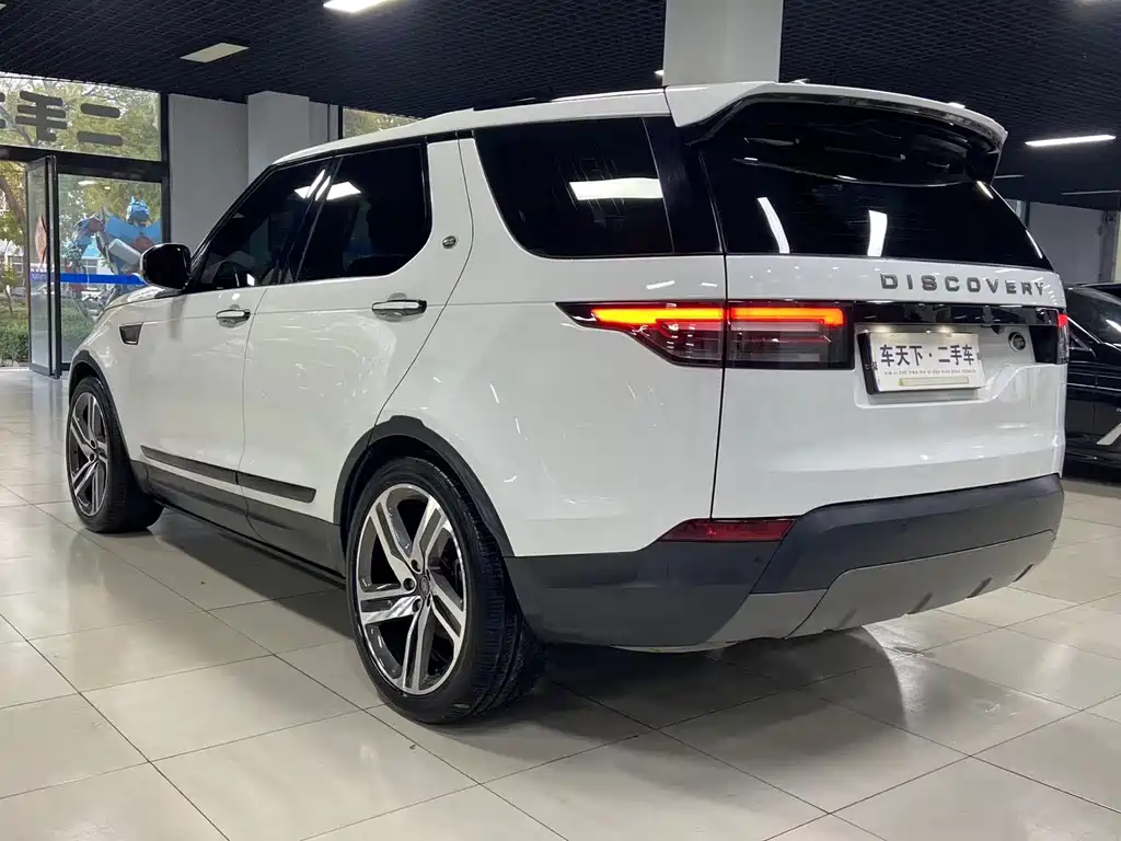 Land Rover Discovery 2018 2.0T SE